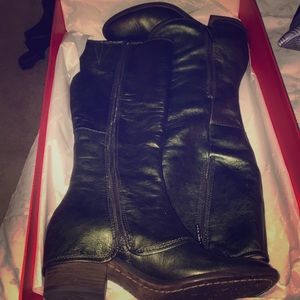 Donald j pliner Devi boots. Worn 1x